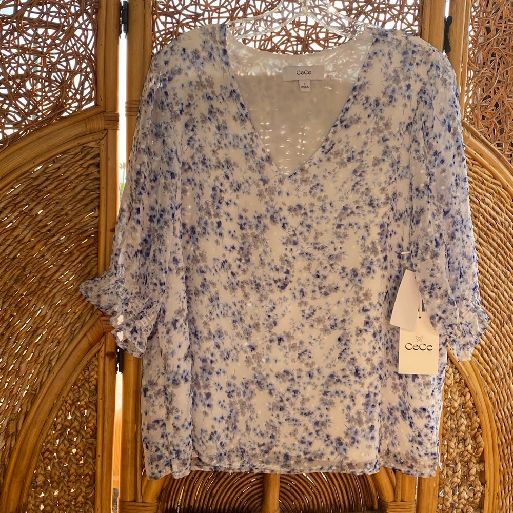 NWT CeCe Beautiful Whimsical Blue Floral Print Blouse with Gathered Sleeves